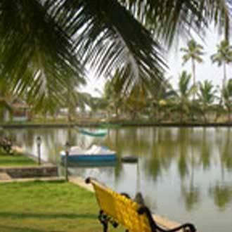 Hotel Kondai Lip à Alappuzha Extérieur photo